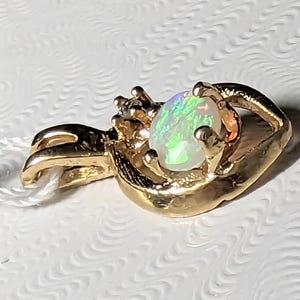 14 Karat Solid Gold Vintage/Estate Piece Opal Diamond Pendant