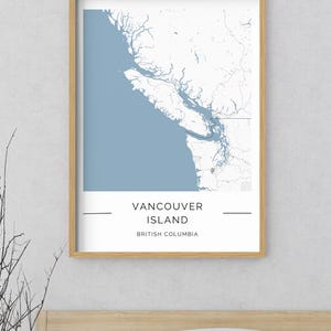 Vancouver Island Karte Drucken | Moderne Blau-Weiße Digitale Wandkunst