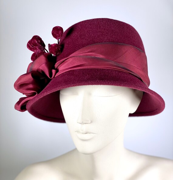 Burgundy Maroon Felt Cloche Hat Women's 