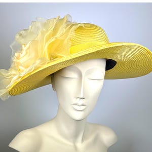 Kentucky Derby Yellow Hat Veiling Feathers Wide Brim Women Church Wedding Hat