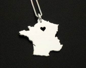 Personalized Sterling Silver France Necklace, Heart Cutout, Box Chain