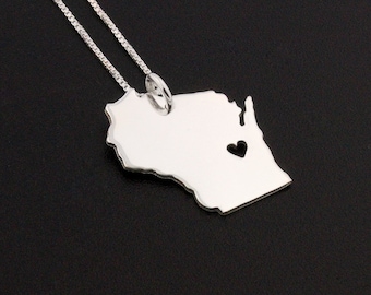 Wisconsin necklace Bright satin finish sterling silver Wisconsin state Personalized engraving necklace with heart Best friend Gift