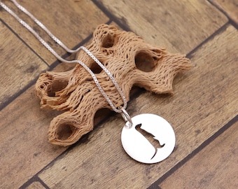 Sterling Silver Meerkat Necklace, Round Animal Pendant, Minimal Wildlife Jewelry Gift for Her