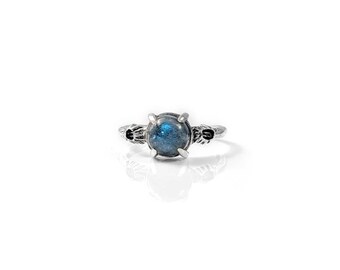 Mini Barnacle Ring With Blue Labradorite