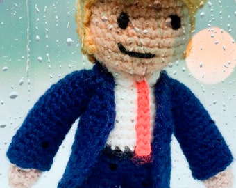 Patrón de Ganchillo Muñeca Donald Trump / POTUS 45 / Descarga Instantánea en PDF Crochet Imprimible / Regalo Único / Amigurumi / Diversión Fácil de Hacer