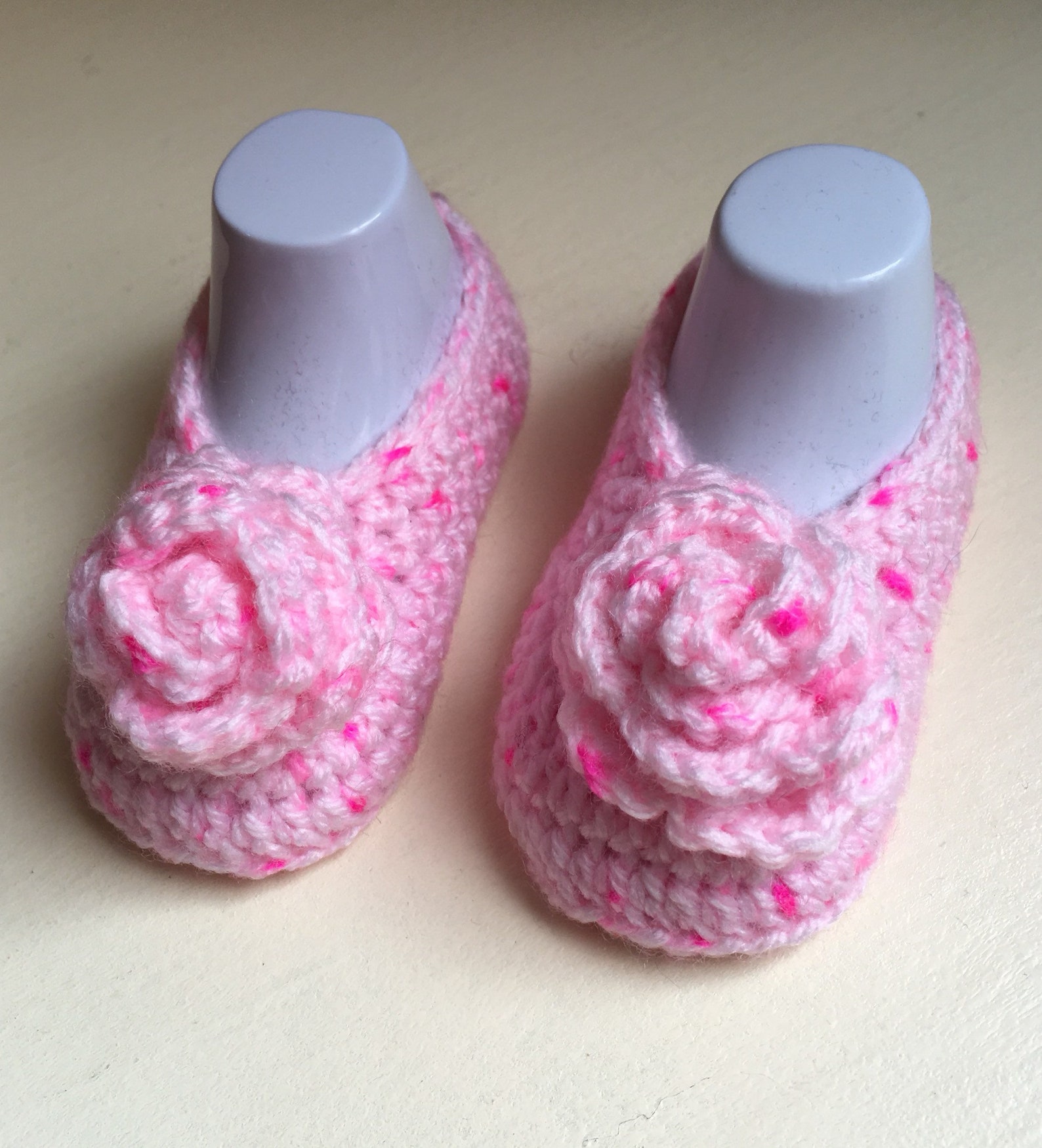 baby booties cute pink rose flower unisex ballet to fit 9-12 months (4 inches)