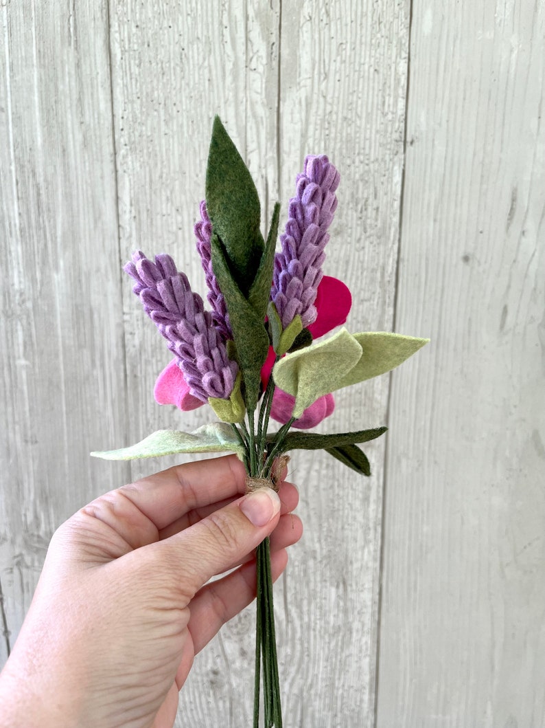 Bright Felt Flower Bouquet, Magenta and Purple, Choose with or without Vase Bild 7