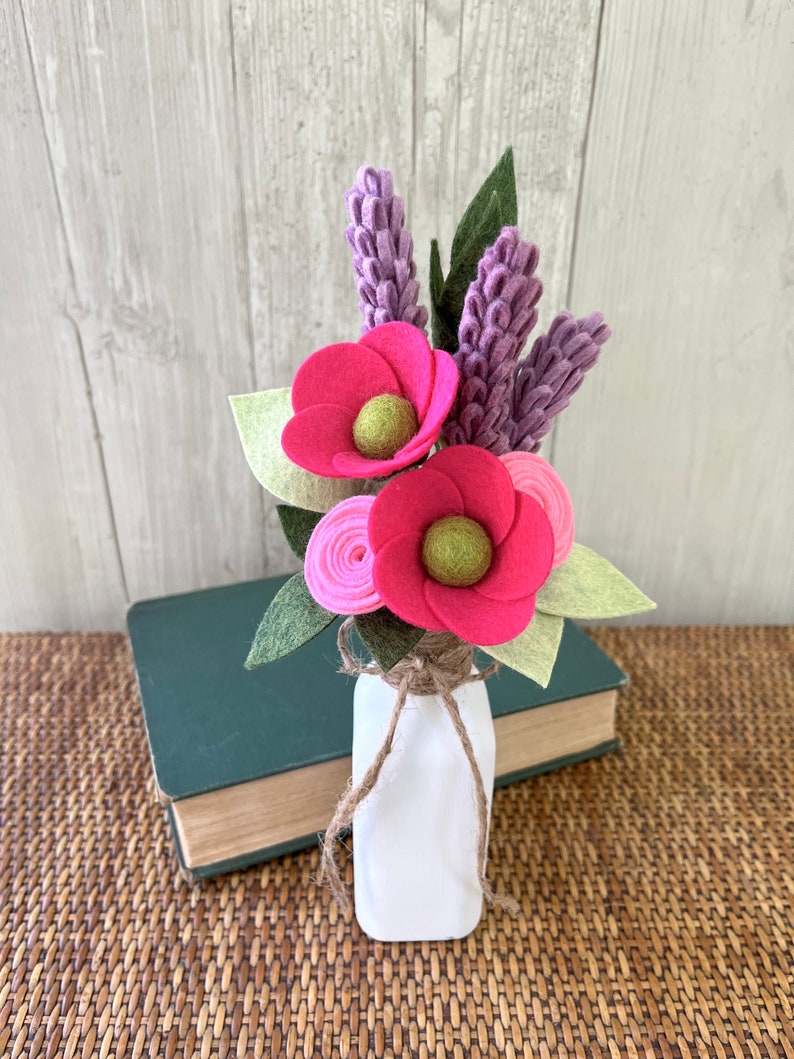 Bright Felt Flower Bouquet, Magenta and Purple, Choose with or without Vase Bild 1