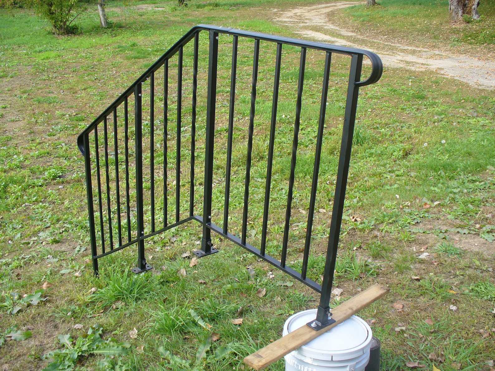 Railing for Steps With 4 Step or 5 Steps and 2 Ft to 4 Ft. Landing ...