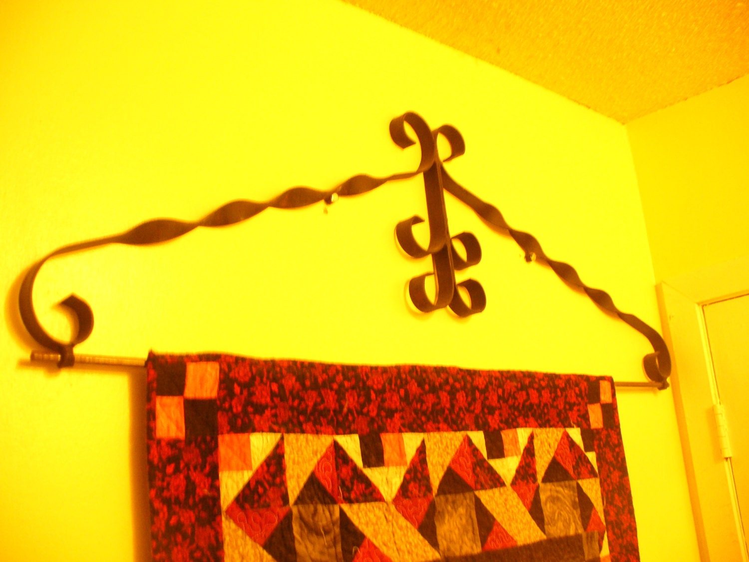 Quilt Hanger to Show Ever One the Beauty of Your Quilt and Etsy
