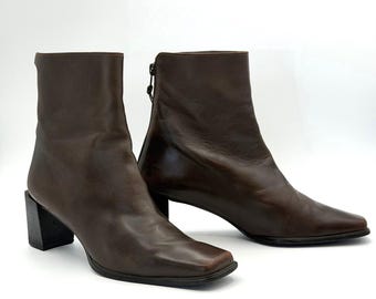 Stuart Weitzman Chocolate Brown Leather Ankle Boots 7B Square Toe 90s Minimalism