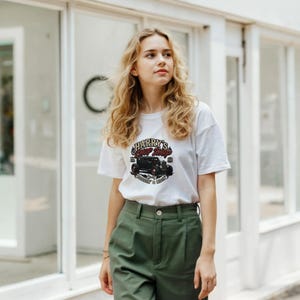 Klassisches Unisex-T-Shirt mit Rundhalsausschnitt | Gildan® 64000 Bild 3