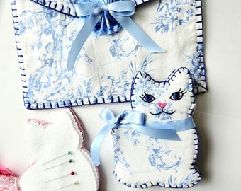 Handmade Toile fabric Needlebook, Blue & White Fabric pins and sewing tools holder, stitched embellishments, Slow stitch, cat face