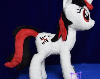 Gorro Blackjack 7,5" - Pelúcia Fallout Equestria Project Horizons - Feito sob encomenda