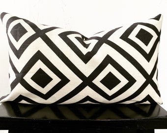 La Fiorentina David Hicks Black and White Decorative Lumbar Throw Pillow Cover 12x24