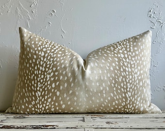 Creamy Antelope Lumbar Pillow Cover 14x26