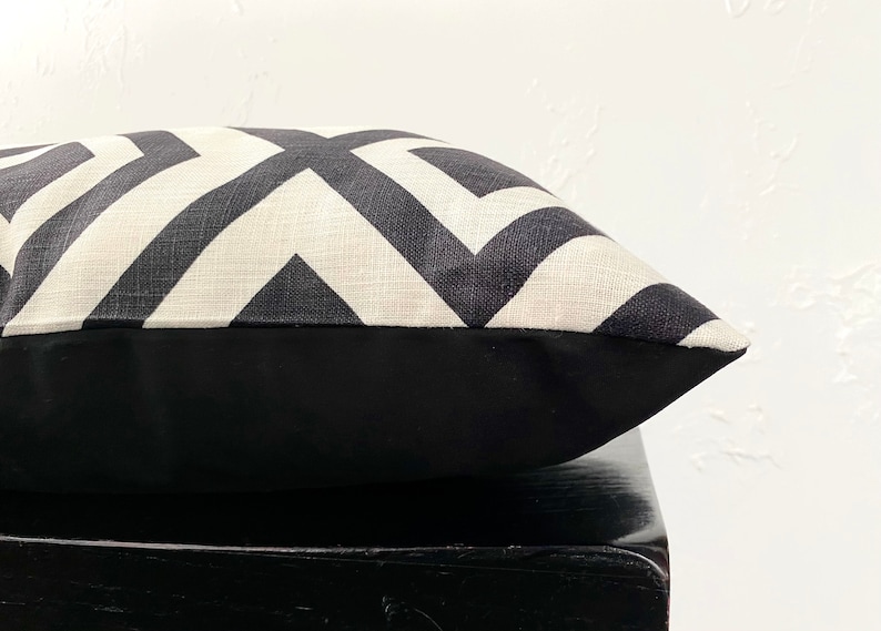 La Fiorentina David Hicks Black and White Decorative Lumbar Throw Pillow Cover 12x24