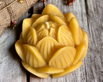 Beeswax Lotus Pillar Candle