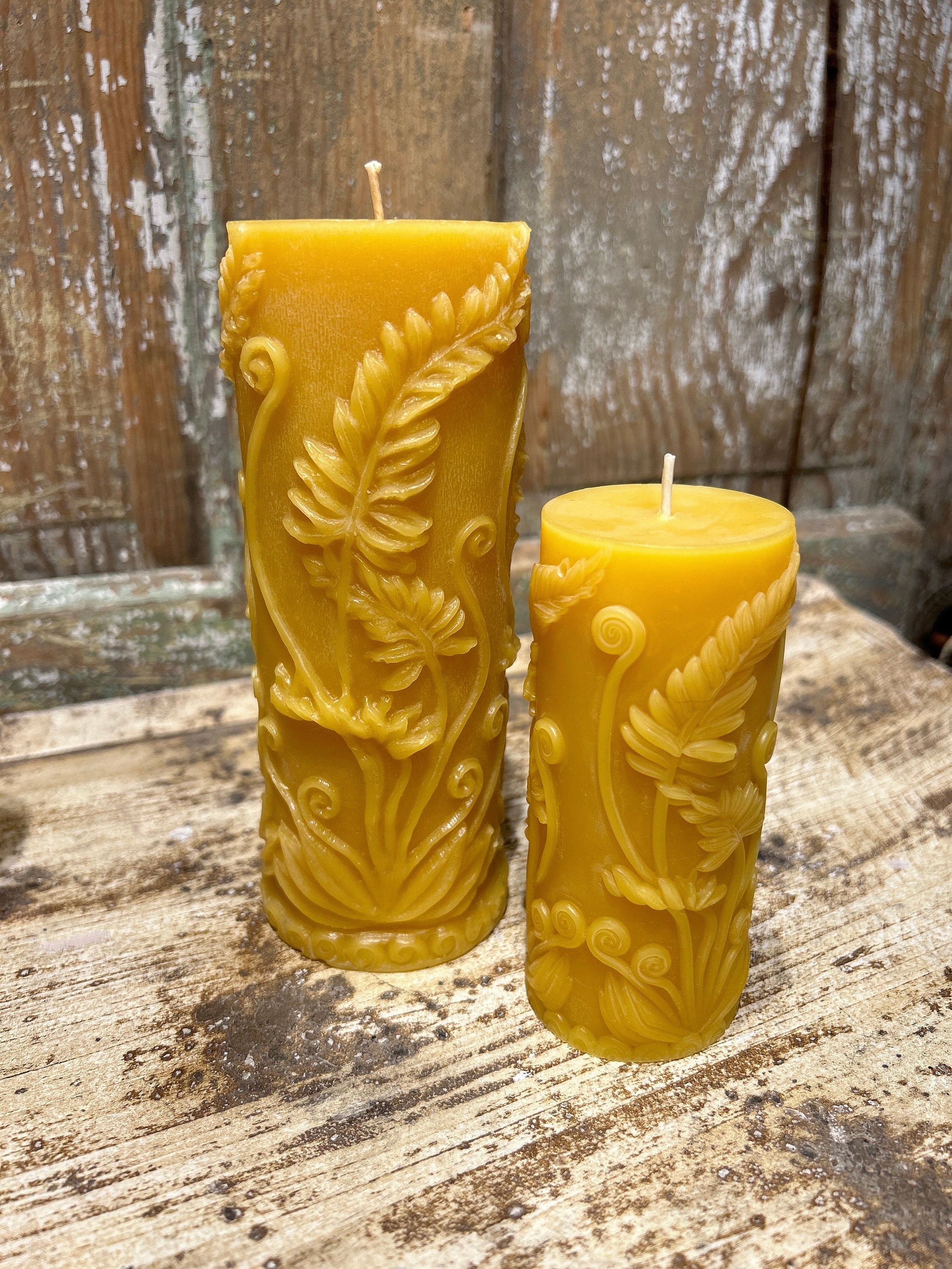 Honey Comb Beeswax Candle X2 Large and Small Beeswax Pillar Candle