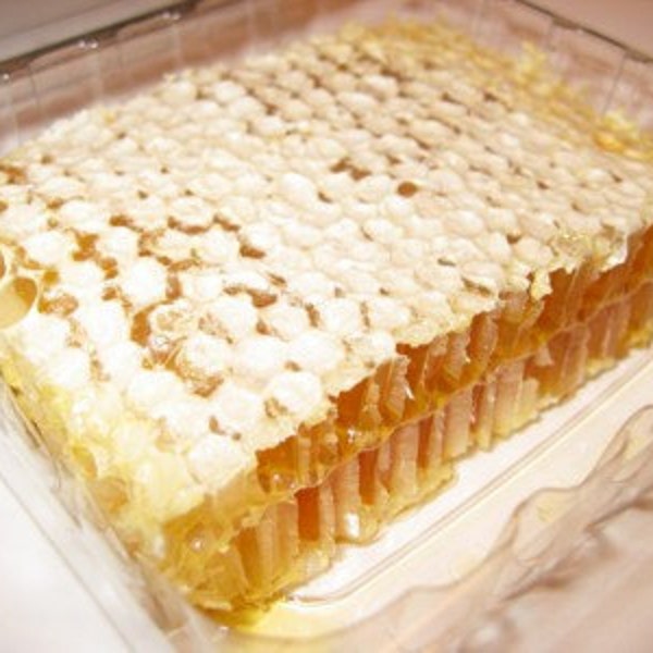 Custom listing for Wolverton 1 Raw Comb Honey   6 - 8 ounces