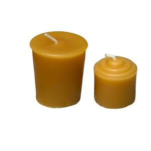 Beeswax Flat Top Votives Pure Beeswax Candles directly from the Beekeeper Bild 9