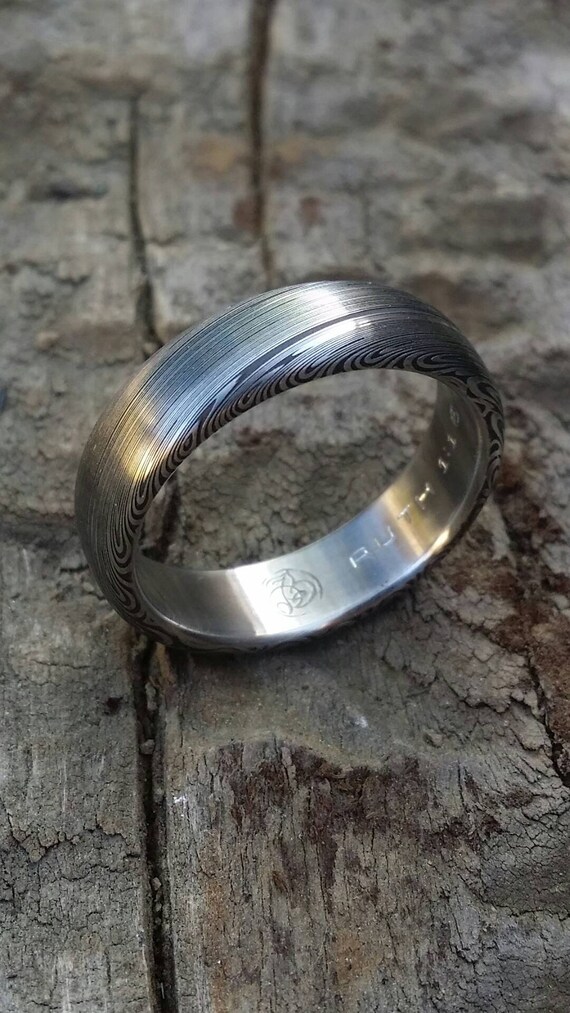 Damascus ring Stainless steel Damascus "dark leaf" Customizable ring! Darker color etch. Damascus steel ring