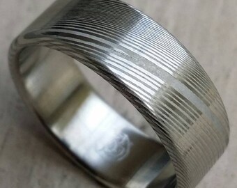 Damascus ring Stainless steel Damascus &quot;WOODGRAIN&quot; Customizable ring! Med /light color etch damascus steel ring