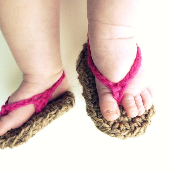 Crochet baby shoes-Flip Flops---CHOOSE YOUR COLOR-- Baby Sandals--Boy or Girl-- 0-3 months, 3-6 months, 6-12 months