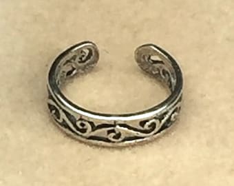 Open Scroll .925 Sterling Silver Toe Ring • Adjustable Toe Ring • Beach Jewelry • Foot Jewelry • Summer Jewelry • Midi Ring • Pinky Ring