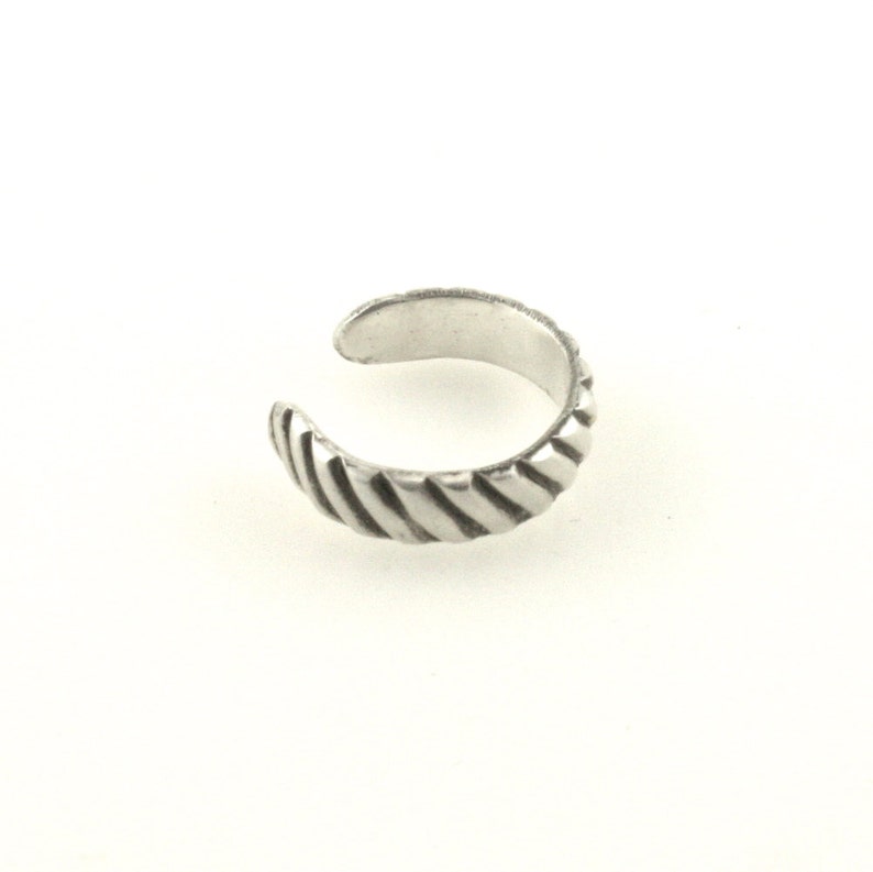 Non Pierced Cartilage Earring Sterling Silver Ear Band Grooved Stripe Design Cartilage Cuff Ear Cuff