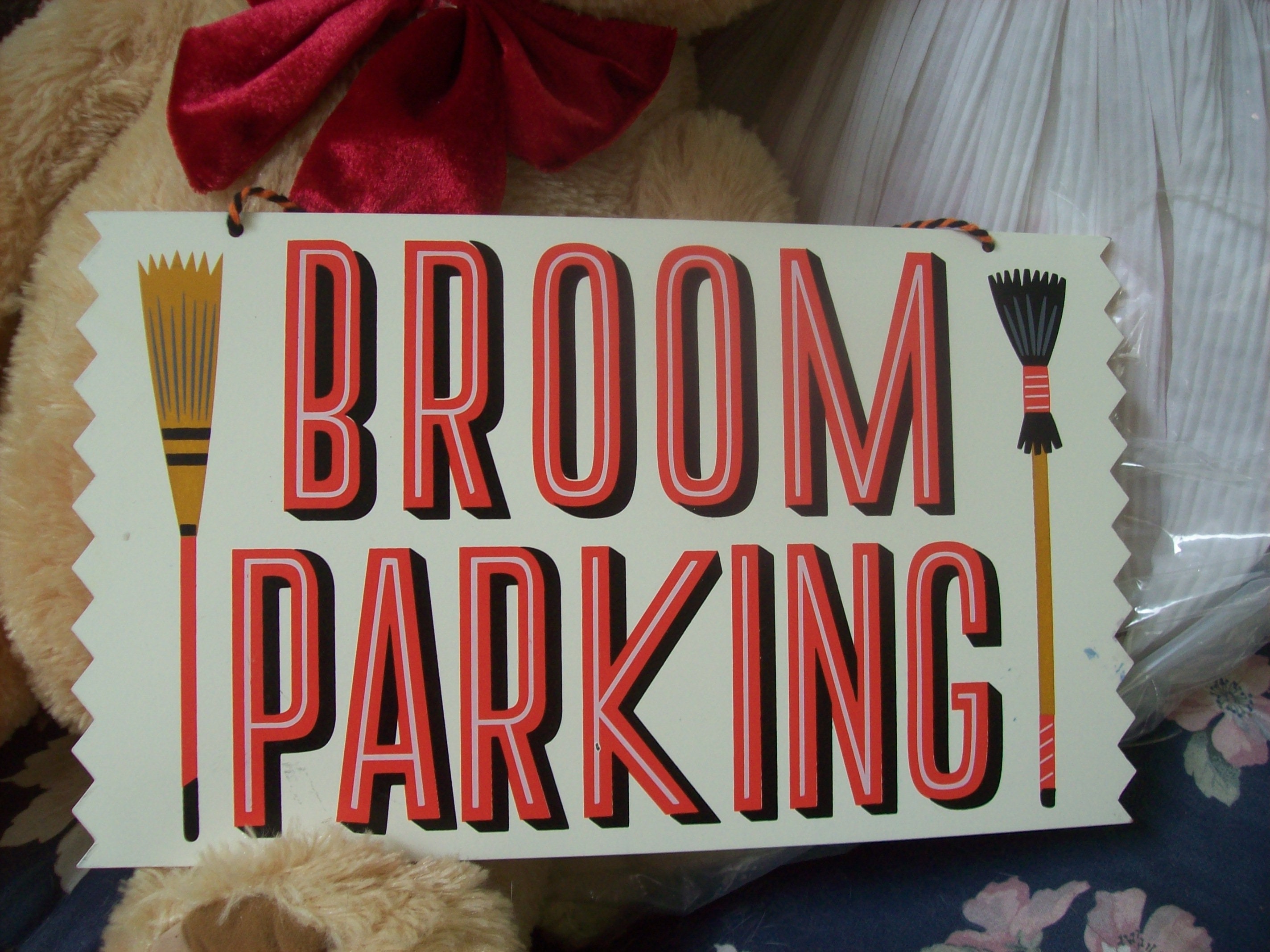 Broom Parking Wood Sign/ Halloween Novelty Display Decoration/ Party ...