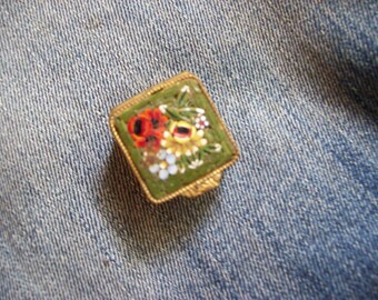 Vintage Micro Glass Chips Floral Italian Box-Trinkets-Pillbox-Jewelry