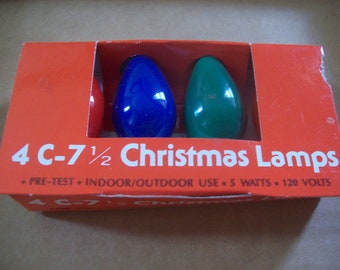 Vintage Indoor/Outdoor Christmas Bulb Set of 4/ C-7 1/2 / 5 watts/ 120 Volt/ Vintage Christmas Lights