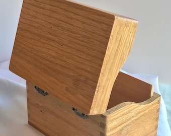 Oak Recipe Box dovetail corners quality Crafted by Goodwill of Indiana