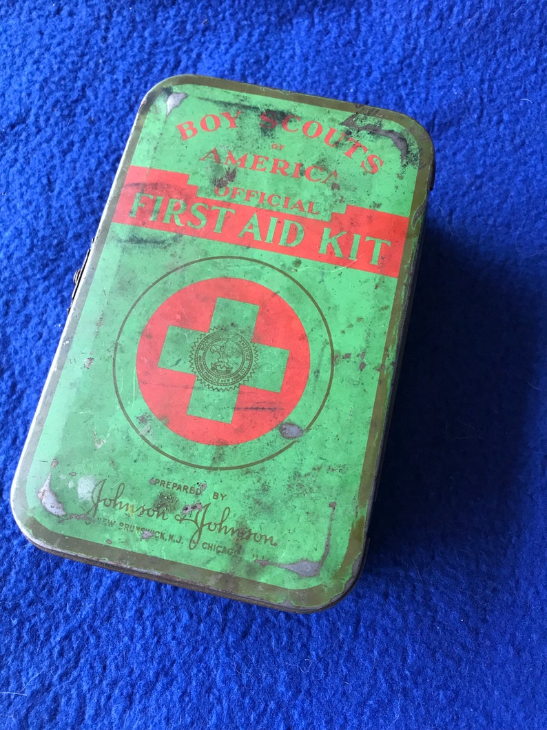 Antique Boy Scouts First Aid Medical Kit Box With Original Booklet 1939 ...