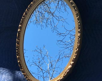 MCM Oval framed Medicine Cabinet ornate gold frame Original Shelves recessed Bathroom Cabinet