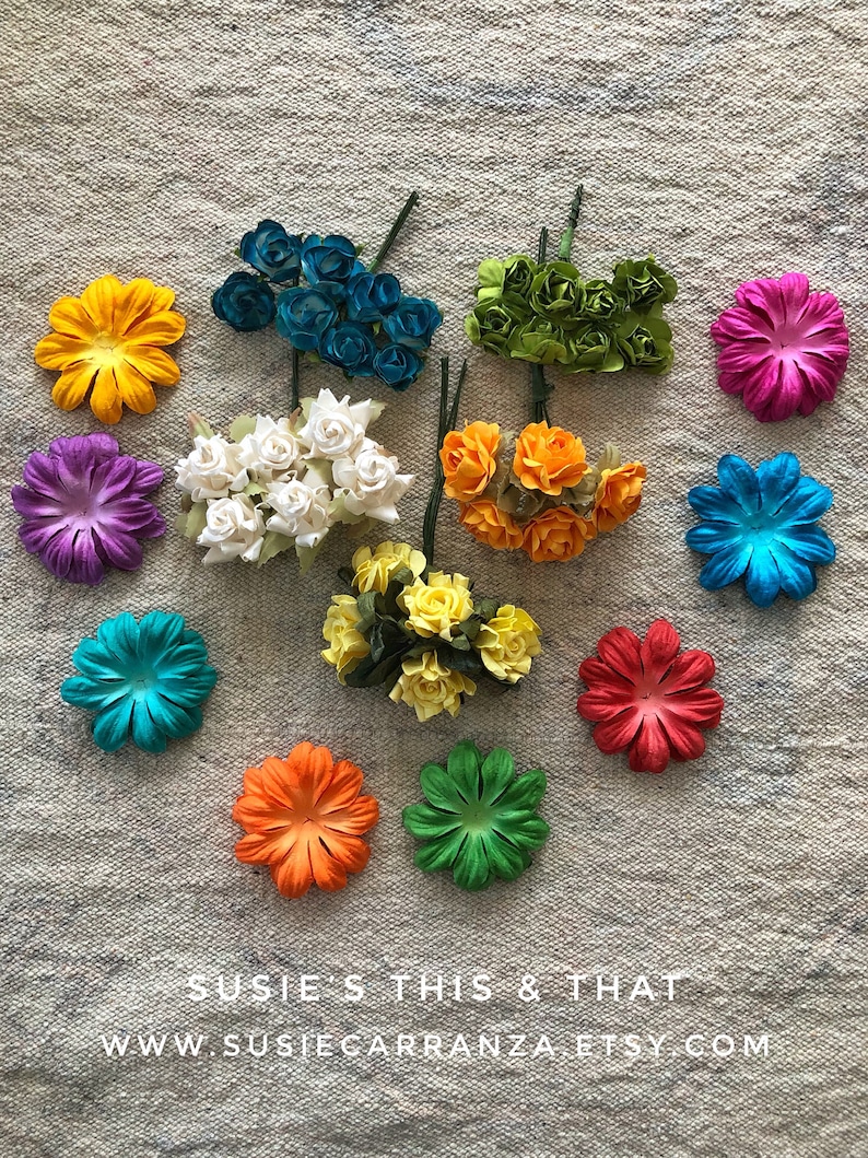 Flower Collection Variety of styles and colors 48 flowers total Susie/'s This /& That. Paper and wire