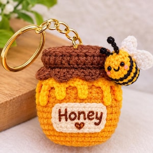 Honey Jar Keychain Crochet Pattern, Honey Bee Keychain, Crochet Bee Charm, Bee Bag Charm, Honey Jar Crochet PDF