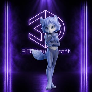 Könnte beinhalten: Eine blaue anthropomorphe Fuchsfigur mit spitzen Ohren, kurzem Haar und einem eng anliegenden Anzug, die mit verschränkten Armen steht. Die Figur hat einen buschigen Schwanz und steht vor einem dunklen Hintergrund mit einem leuchtenden lila 3D-Logo und dem Text 3DFigurecraft.