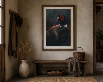 Stampa con ritratto di fagiano di grande impatto: arte naturalistica suggestiva, fotografia della campagna britannica