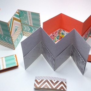 Multi Geschenkkartenhalter mit Bauchband, mehrere Geschenkkarten Akkordeon, Geschenk für Lehrer, Geschenkkartenheft, Liebe, Geburtstag, Schmetterlinge, Rosen