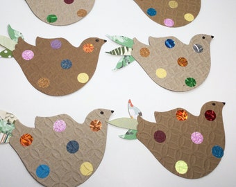 Chipboard doves with colorful dots - Soft Pink floral birds garlands - Colorful Birds - Dove garland - Birthday Party