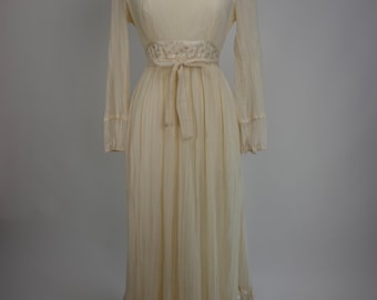 Vintage 1970s - Gunne Sax Style Sheer Lace Dress