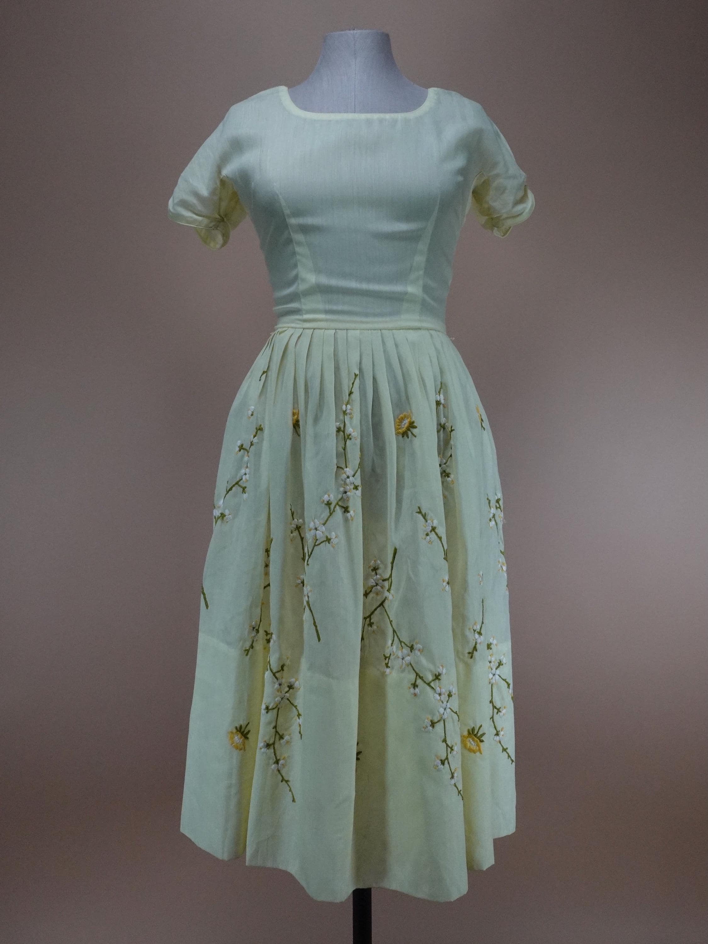 Vintage 1950s - Lemon Yellow Flower Embroidery Day Dress