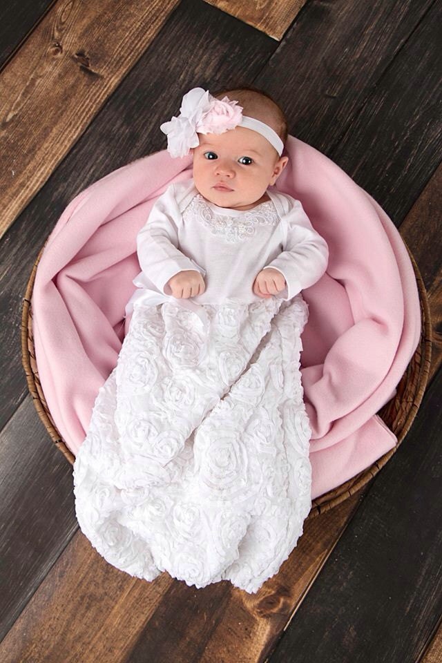 white newborn take home outfit