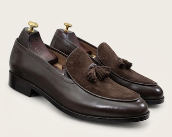 Handgefertigte braune Wildleder-Slipper mit Quasten für Herren | Luxuriöse Slipper für elegante Anlässe | Stilvolle Herrenschuhe