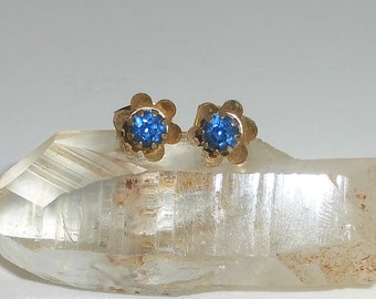Vintage Gold and Blue Crystal Daisy Flower Post Earrings
