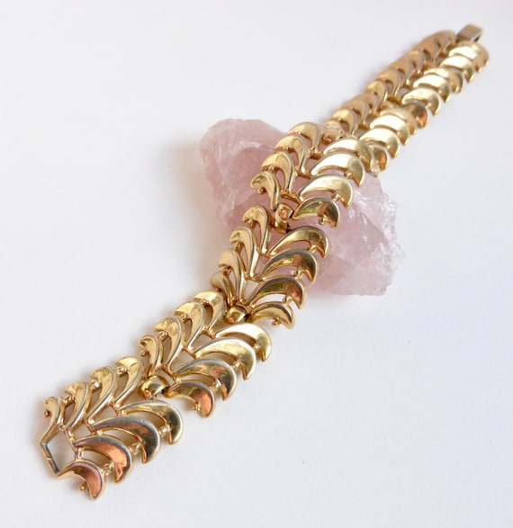 1970's Trifari Gold Chevron Swirl Wide Link Bracel