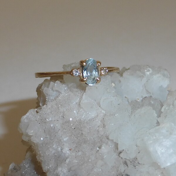 Vintage Delicate 14K Yellow Gold, Oval Aquamarine and Diamond Ring