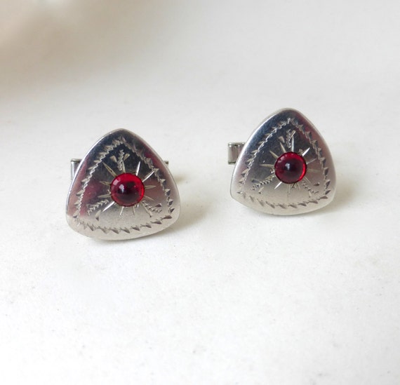 Men's Vintage 1950's Silver Engraved Triangular C… - image 2